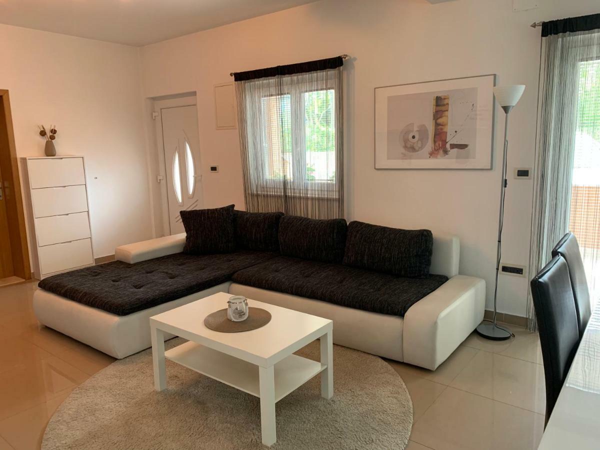 Apartment Leonardo Biograd Na Moru Zewnętrze zdjęcie